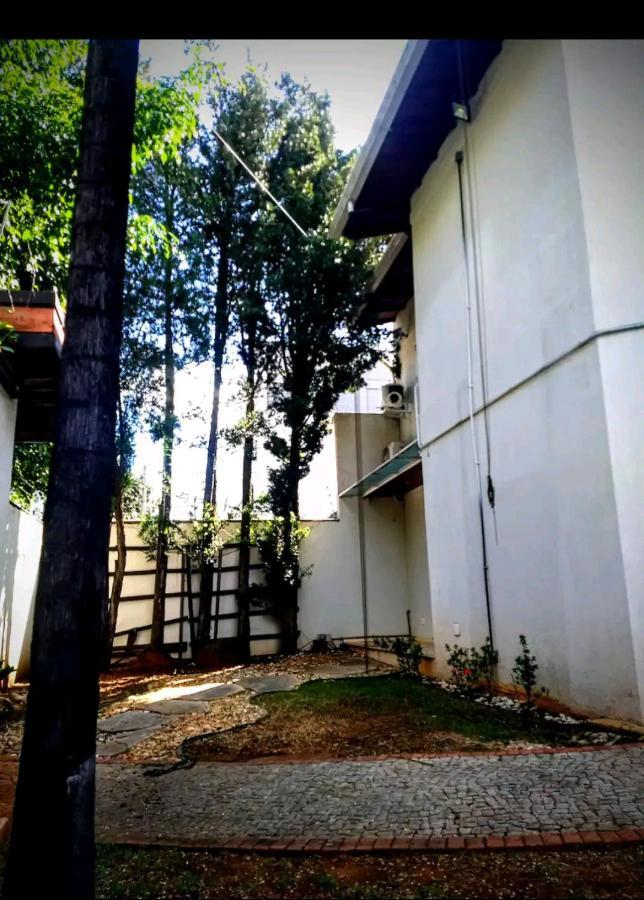 דירות גויאניה Quartos Privativos Marista Piscina Churrasqueira מראה חיצוני תמונה